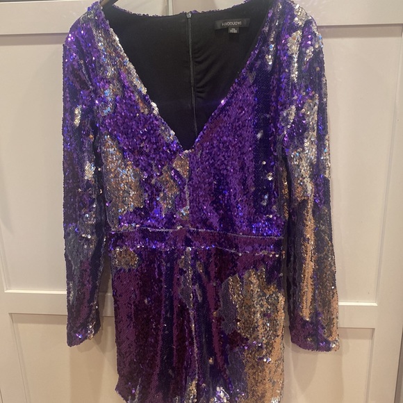 Bling! Bling! Shorts, one piece! Size XXL but runs small! - Picture 6 of 6